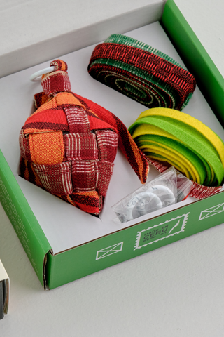 Make-A-Puso DIY Kit